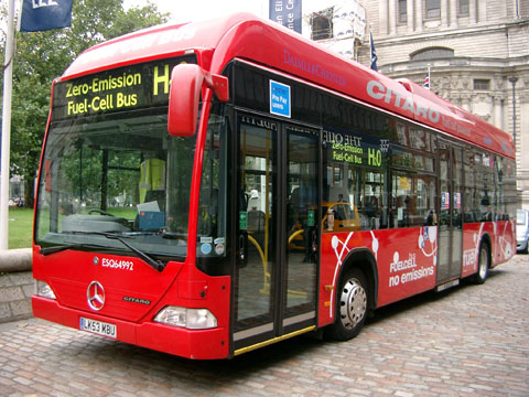 http://www.hydrogenambassadors.com/meet-aae/grove2005/images/exhibition/Zero-Emission_Fuel-Cell_Bus.jpg